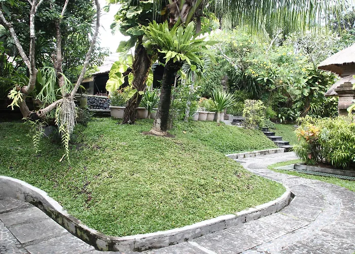 Bali Agung Village 3* Seminyak (Bali)