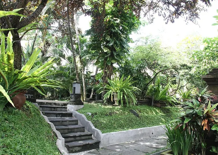 Bali Agung Village 3*